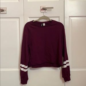 maroon long sleeve crop top